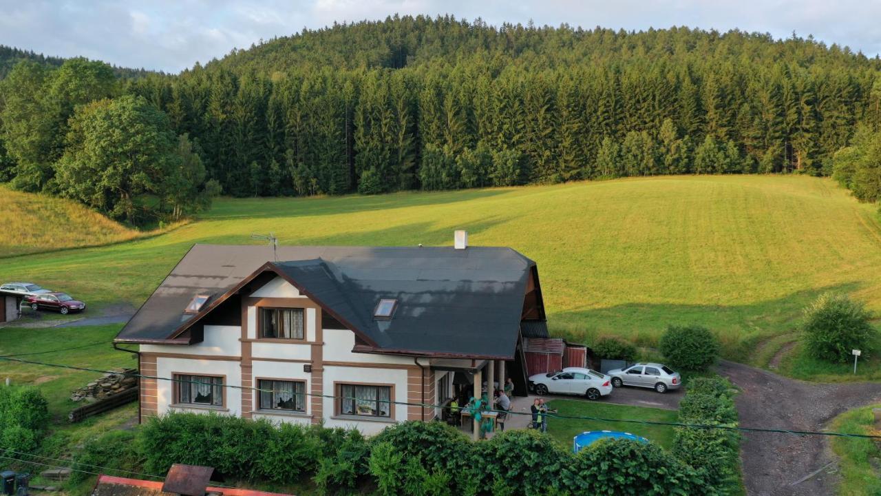 Ubytování u Šveců Jívka Esterno foto