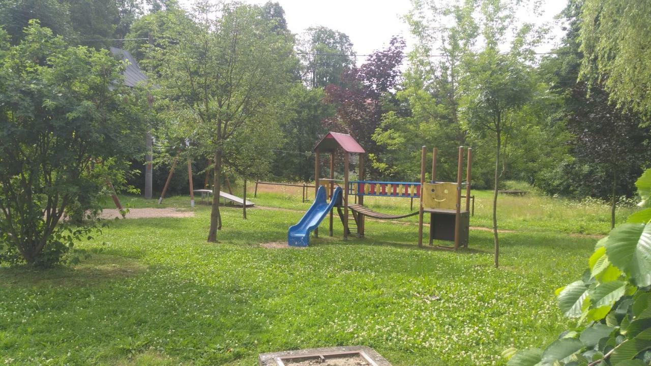 Ubytování u Šveců Jívka Esterno foto